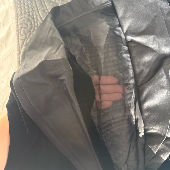 Kay Unger Black Velvet Blazer - Picture 4 of 9